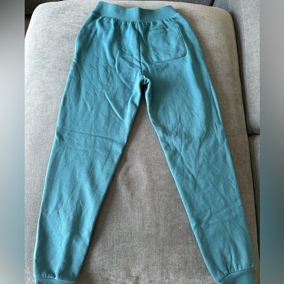 Forever 21 cropped sweatsuit - Picture 3 of 6